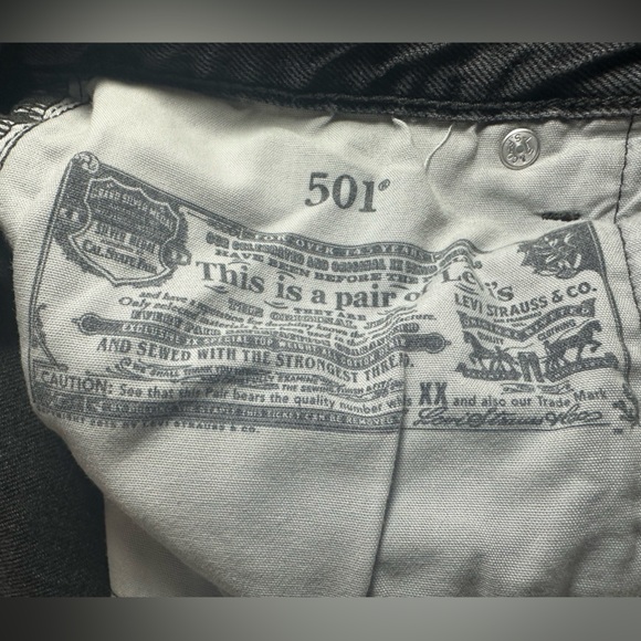 Levi's 501 Original Cropped Women's Jeans - Picture 8 of 11